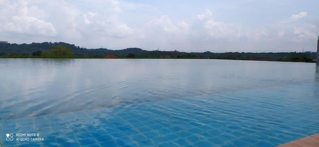 Rf Homestay نيلاي المظهر الخارجي الصورة